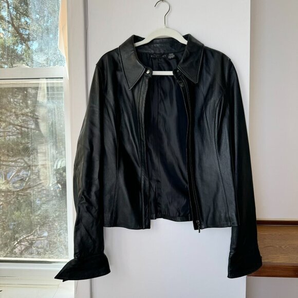Vintage Leather Jacket Zip Up Collared Flare Cuffs in Black - Picture 6 of 13